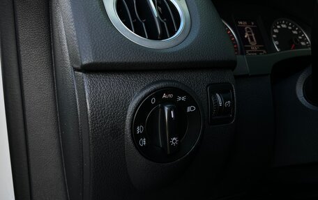 Volkswagen Tiguan I, 2010 год, 939 000 рублей, 13 фотография