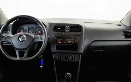 Volkswagen Polo VI (EU Market), 2016 год, 694 000 рублей, 5 фотография