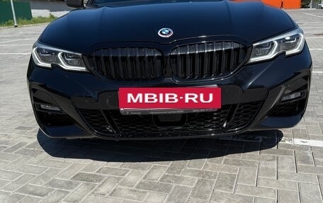 BMW 3 серия, 2021 год, 4 500 000 рублей, 2 фотография