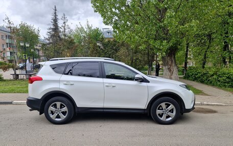 Toyota RAV4, 2014 год, 2 200 000 рублей, 5 фотография