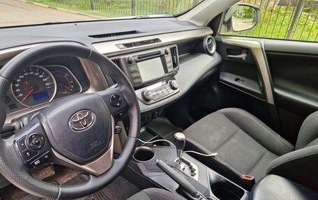 Toyota RAV4, 2014 год, 2 200 000 рублей, 8 фотография