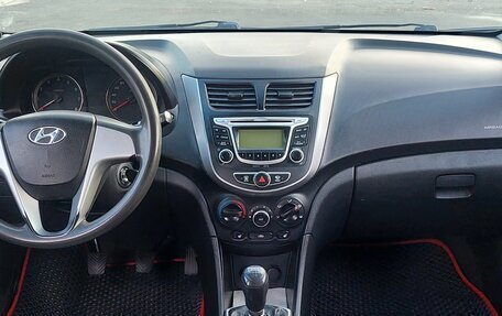 Hyundai Solaris II рестайлинг, 2013 год, 505 000 рублей, 7 фотография