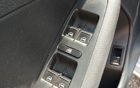 Volkswagen Jetta VI, 2012 год, 1 150 000 рублей, 15 фотография