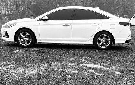 Hyundai Sonata VII, 2019 год, 2 300 000 рублей, 2 фотография