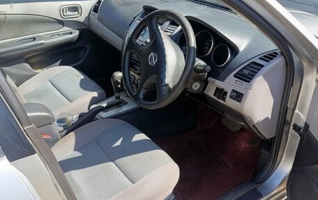 Nissan Wingroad III, 2002 год, 385 000 рублей, 7 фотография