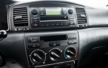 Toyota Corolla, 2004 год, 649 000 рублей, 15 фотография
