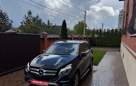 Mercedes-Benz GLE, 2017 год, 3 120 000 рублей, 3 фотография