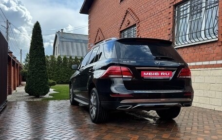 Mercedes-Benz GLE, 2017 год, 3 120 000 рублей, 4 фотография