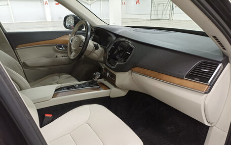 Volvo XC90 II рестайлинг, 2016 год, 2 759 950 рублей, 13 фотография