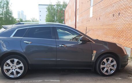 Cadillac SRX II рестайлинг, 2011 год, 1 400 000 рублей, 2 фотография