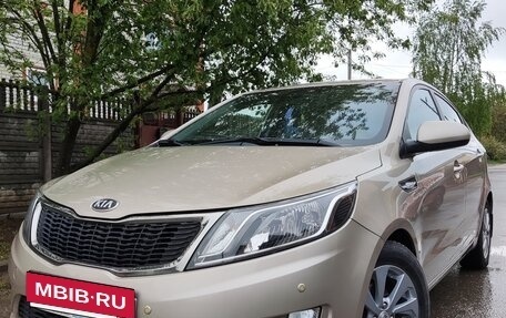 KIA Rio III рестайлинг, 2013 год, 1 060 000 рублей, 3 фотография