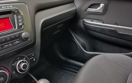 KIA Rio III рестайлинг, 2013 год, 1 060 000 рублей, 9 фотография