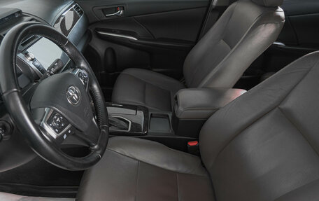 Toyota Camry, 2017 год, 2 249 000 рублей, 9 фотография