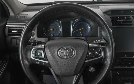 Toyota Camry, 2017 год, 2 249 000 рублей, 16 фотография