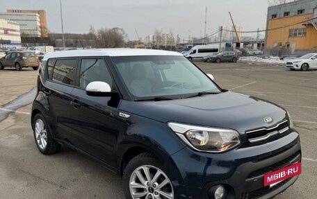 KIA Soul II рестайлинг, 2017 год, 1 400 000 рублей, 13 фотография