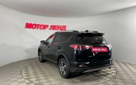 Toyota RAV4, 2018 год, 2 442 000 рублей, 6 фотография