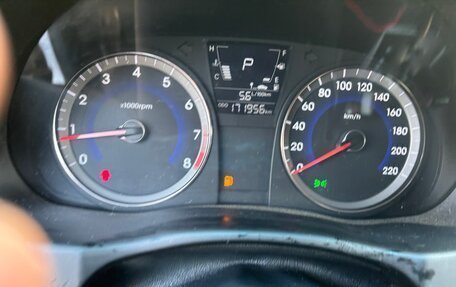 Hyundai Solaris II рестайлинг, 2011 год, 780 000 рублей, 7 фотография