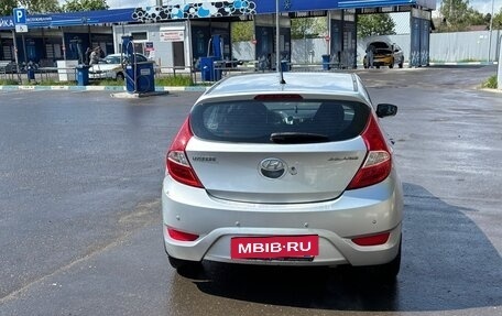 Hyundai Solaris II рестайлинг, 2011 год, 780 000 рублей, 10 фотография
