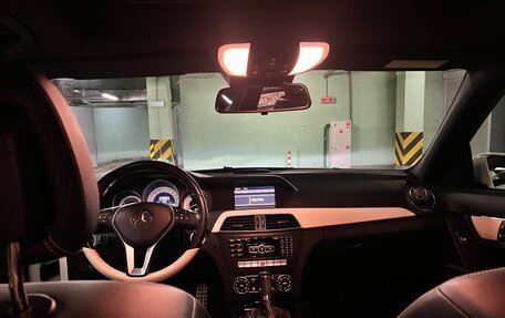 Mercedes-Benz C-Класс, 2012 год, 1 870 000 рублей, 2 фотография