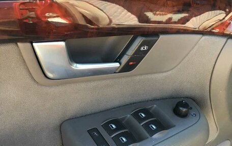 Audi A4, 2004 год, 620 000 рублей, 10 фотография