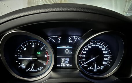Toyota Land Cruiser 200, 2015 год, 4 100 000 рублей, 9 фотография