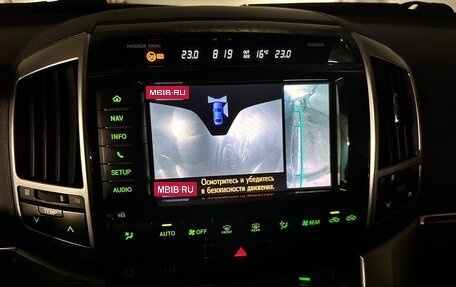 Toyota Land Cruiser 200, 2015 год, 4 100 000 рублей, 7 фотография