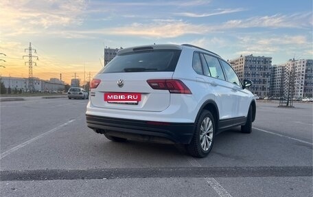 Volkswagen Tiguan II, 2018 год, 1 700 000 рублей, 3 фотография