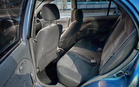 KIA Rio II, 2004 год, 11 фотография