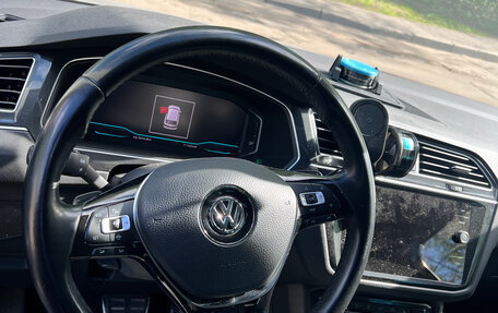 Volkswagen Tiguan II, 2020 год, 2 500 000 рублей, 18 фотография