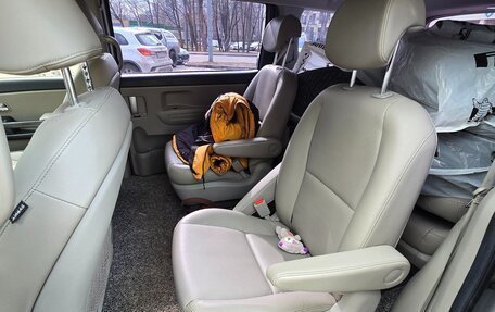KIA Carnival III, 2019 год, 2 950 000 рублей, 10 фотография