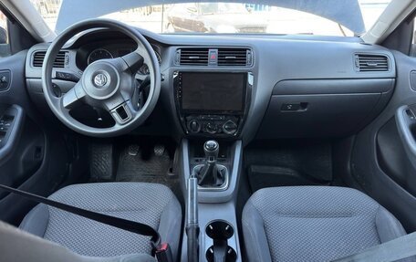 Volkswagen Jetta VI, 2013 год, 975 000 рублей, 9 фотография