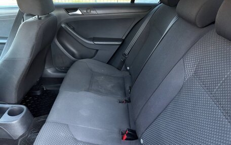 Volkswagen Jetta VI, 2013 год, 975 000 рублей, 10 фотография
