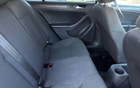 Volkswagen Jetta VI, 2013 год, 975 000 рублей, 14 фотография