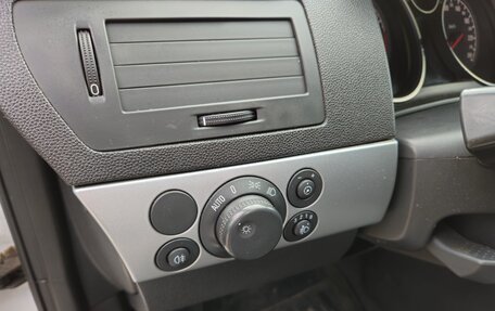 Opel Astra H, 2011 год, 820 000 рублей, 27 фотография