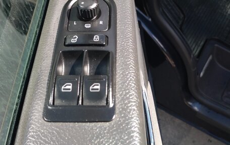 Volkswagen Multivan T5, 2015 год, 2 860 000 рублей, 24 фотография