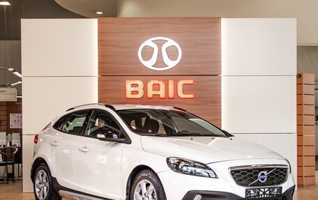 Volvo V40 Cross Country I, 2013 год, 1 155 000 рублей, 3 фотография