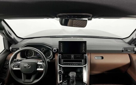 Toyota Land Cruiser, 2021 год, 8 900 000 рублей, 13 фотография