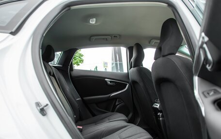 Volvo V40 Cross Country I, 2013 год, 1 155 000 рублей, 22 фотография
