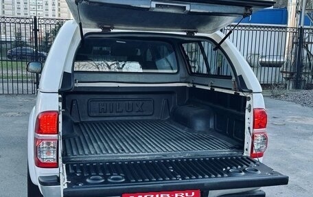 Toyota Hilux VII, 2013 год, 1 960 000 рублей, 9 фотография