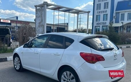 Opel Astra J, 2012 год, 620 000 рублей, 3 фотография