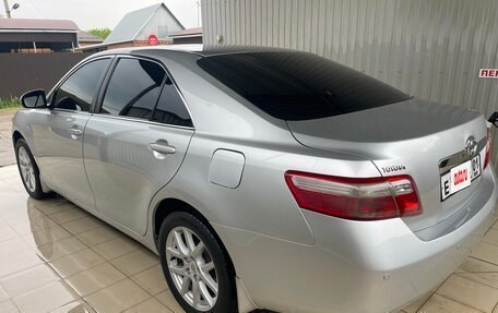 Toyota Camry, 2010 год, 1 350 000 рублей, 4 фотография