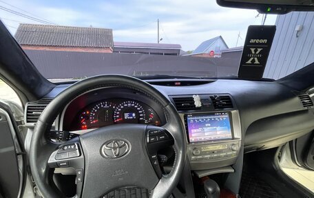 Toyota Camry, 2010 год, 1 350 000 рублей, 15 фотография