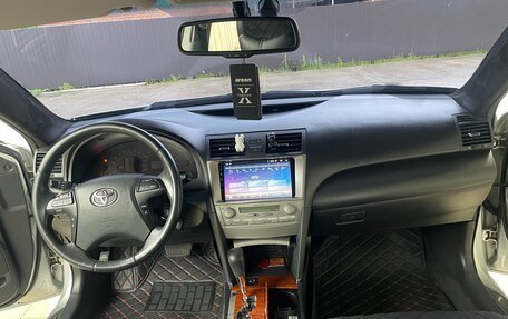 Toyota Camry, 2010 год, 1 350 000 рублей, 14 фотография