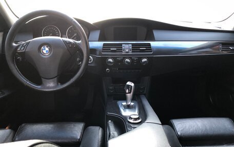 BMW 5 серия, 2007 год, 980 000 рублей, 8 фотография