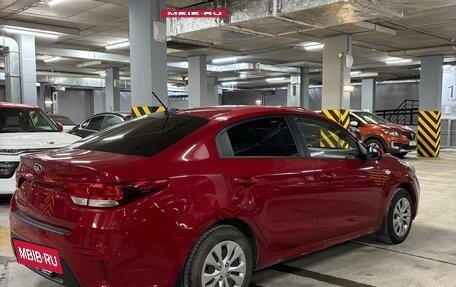 KIA Rio IV, 2018 год, 1 100 000 рублей, 5 фотография