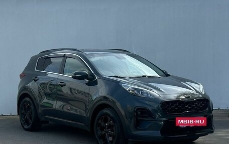 KIA Sportage IV рестайлинг, 2021 год, 2 345 000 рублей, 3 фотография