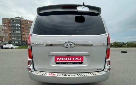 Hyundai Grand Starex Grand Starex I рестайлинг 2, 2008 год, 1 695 000 рублей, 5 фотография