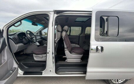 Hyundai Grand Starex Grand Starex I рестайлинг 2, 2008 год, 1 695 000 рублей, 29 фотография