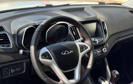 Chery Tiggo 5 I рестайлинг, 2015 год, 1 000 000 рублей, 17 фотография