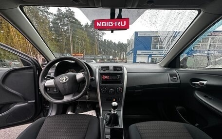 Toyota Corolla, 2012 год, 950 000 рублей, 6 фотография
